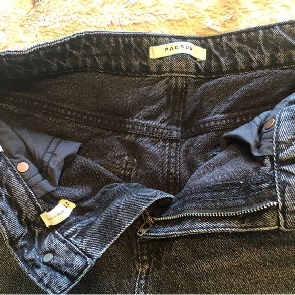Pacsun black wash mom shorts size 27 - Picture 7 of 7